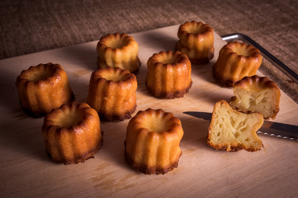 Cannelés de Bordeaux